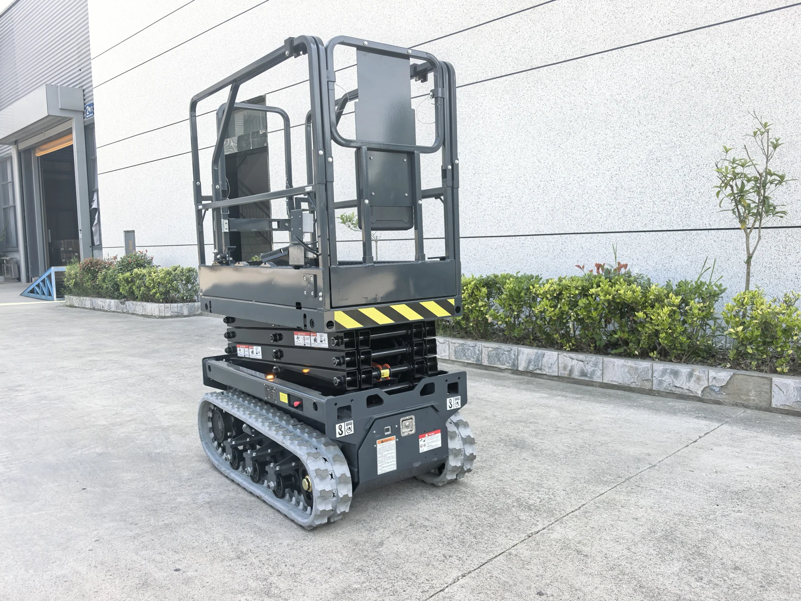 Crawler Scissor Lift GS0507T-mini main view