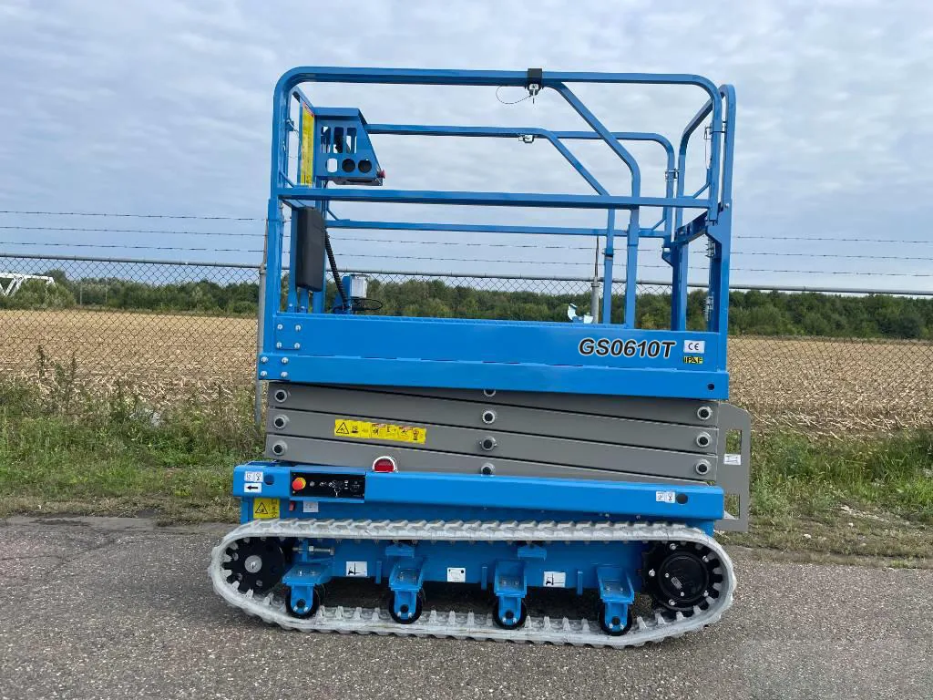 Standard Crawler Scissor Lift Series