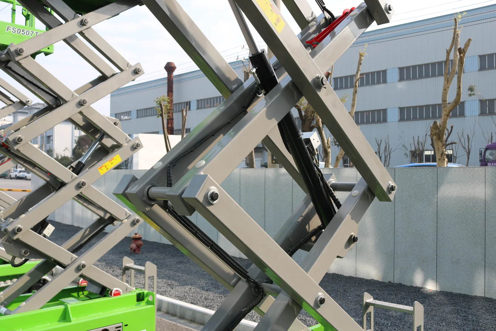 Self-Propelled Scissor Lift GS1012 main view