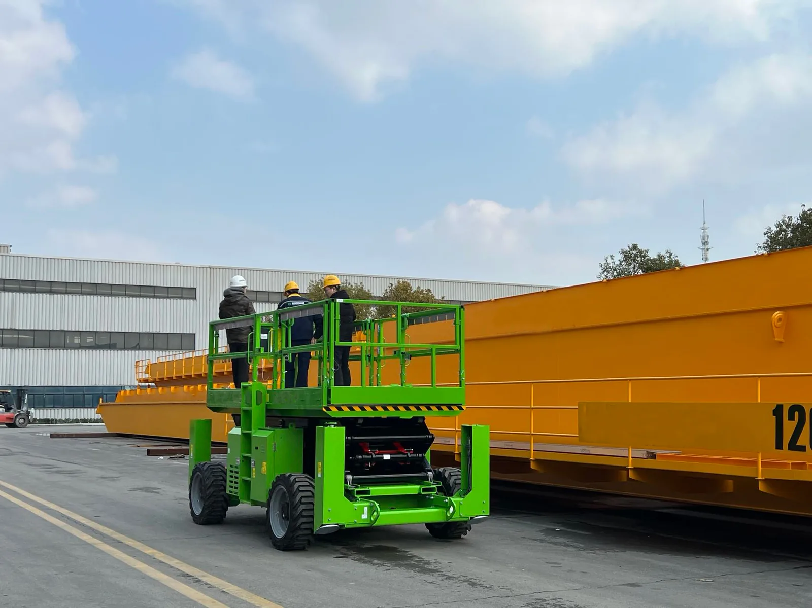 Rough Terrain Scissor Lift GS1214ERT-4 main view